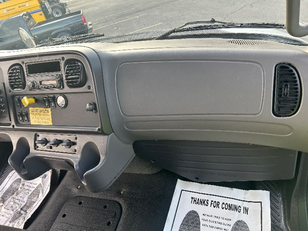 Flatbed Truck-Light and Medium Duty Trucks-Freightliner-2017-M2-Dalton-GA-203,231\n\t\tmiles-$ 50,500 - Image 21