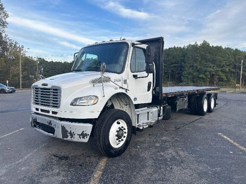Flatbed Truck-Light and Medium Duty Trucks-Freightliner-2017-M2-Dalton-GA-203,231\n\t\tmiles-$ 50,500 - Image 3