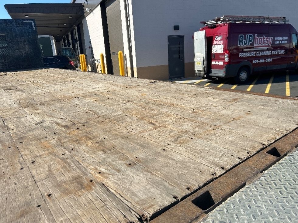 Flatbed Truck-Light and Medium Duty Trucks-Freightliner-2017-M2-Dayton-NJ-94,658\n\t\tmiles-$ 53,250 - Image 12