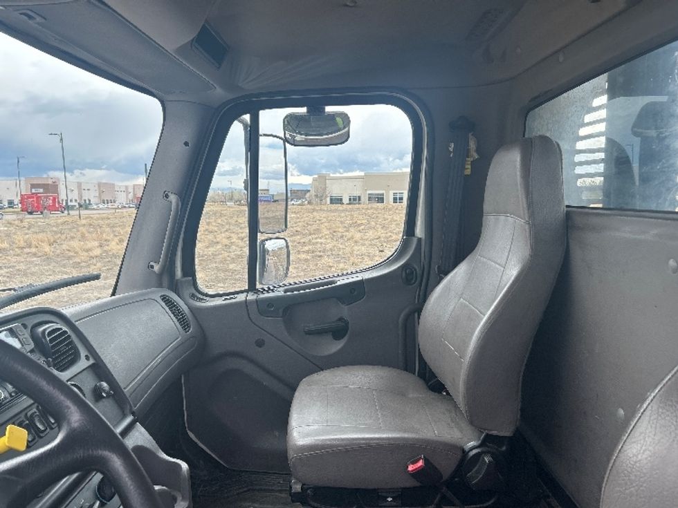 Flatbed Truck-Light and Medium Duty Trucks-Freightliner-2017-M2-Denver-CO-179,135\n\t\tmiles-$ 47,500 - Image 16