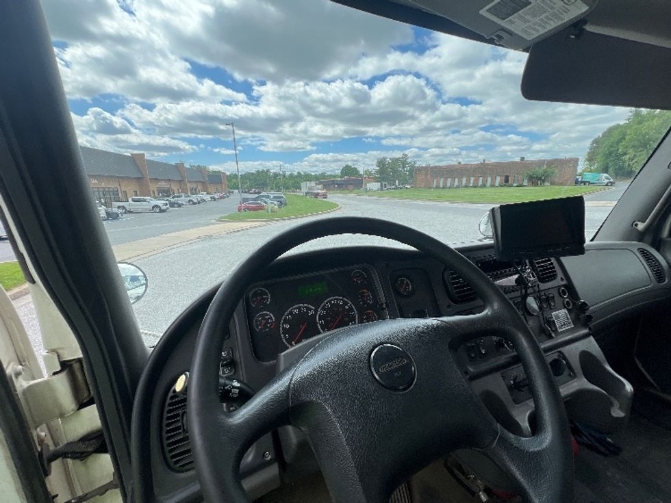 Flatbed Truck-Light and Medium Duty Trucks-Freightliner-2017-M2-Essex-MD-219,564\n\t\tmiles-$ 65,500 - Image 13