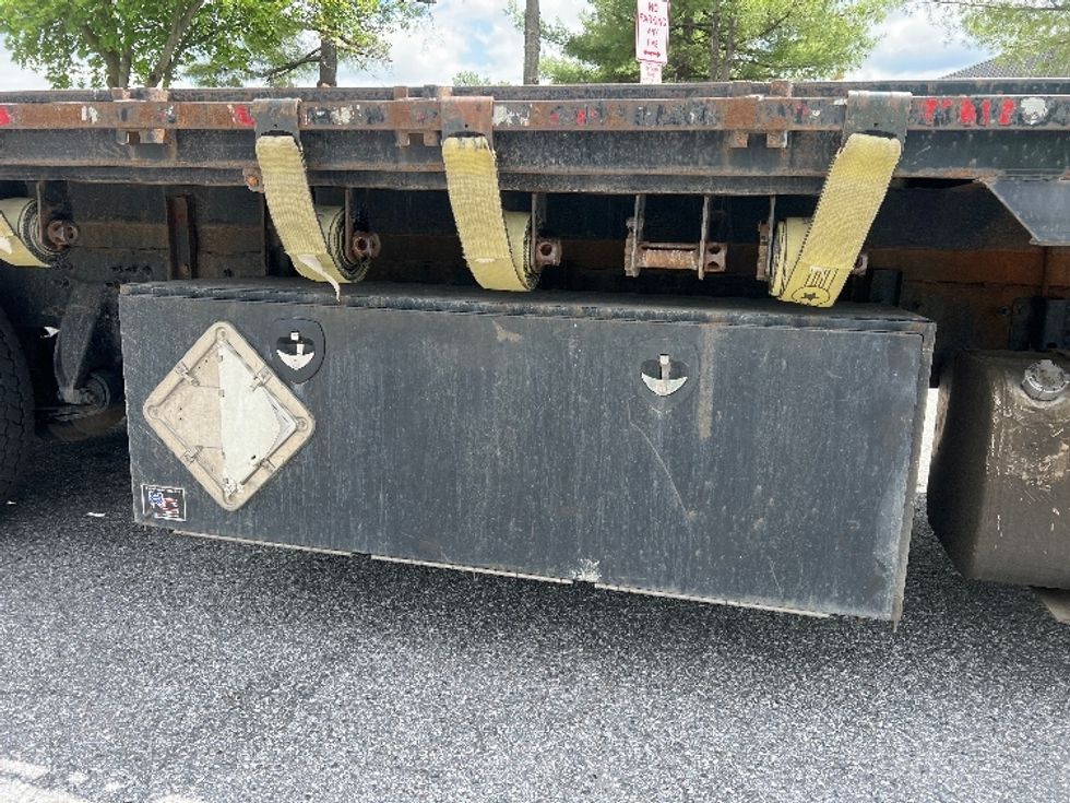 Flatbed Truck-Light and Medium Duty Trucks-Freightliner-2017-M2-Essex-MD-219,564\n\t\tmiles-$ 65,500 - Image 21