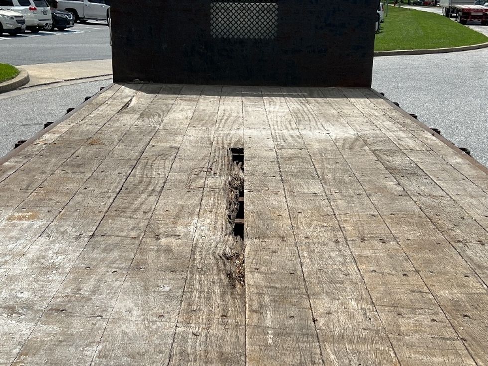 Flatbed Truck-Light and Medium Duty Trucks-Freightliner-2017-M2-Essex-MD-219,564\n\t\tmiles-$ 65,500 - Image 22