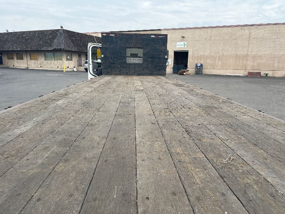 Flatbed Truck-Light and Medium Duty Trucks-Freightliner-2017-M2-Fontana-CA-154,203\n\t\tmiles-$ 43,000 - Image 10