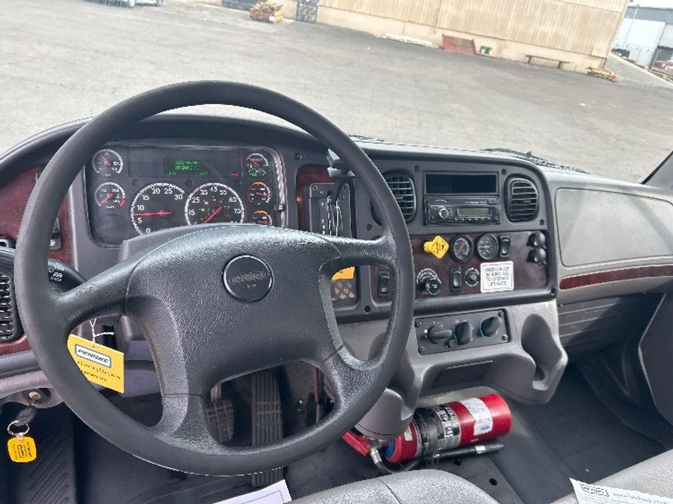 Flatbed Truck-Light and Medium Duty Trucks-Freightliner-2017-M2-Fontana-CA-154,203\n\t\tmiles-$ 43,000 - Image 18