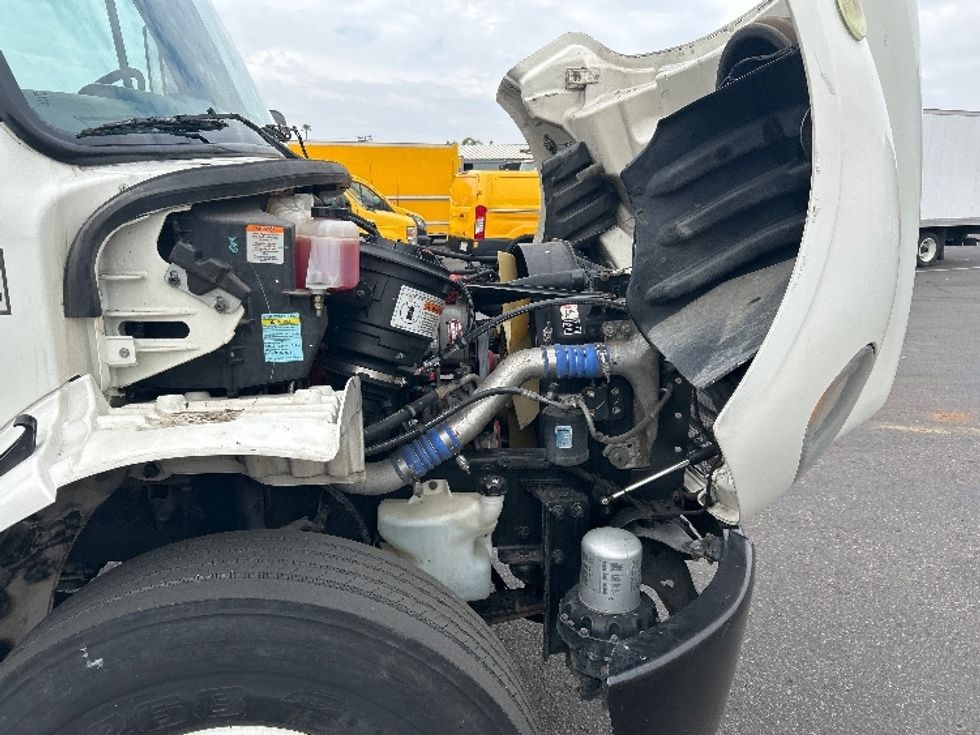 Flatbed Truck-Light and Medium Duty Trucks-Freightliner-2017-M2-Fontana-CA-154,203\n\t\tmiles-$ 43,000 - Image 23