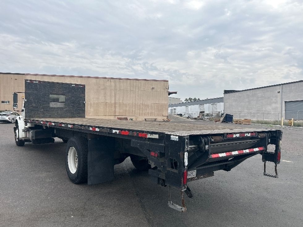 Flatbed Truck-Light and Medium Duty Trucks-Freightliner-2017-M2-Fontana-CA-154,203\n\t\tmiles-$ 43,000 - Image 6