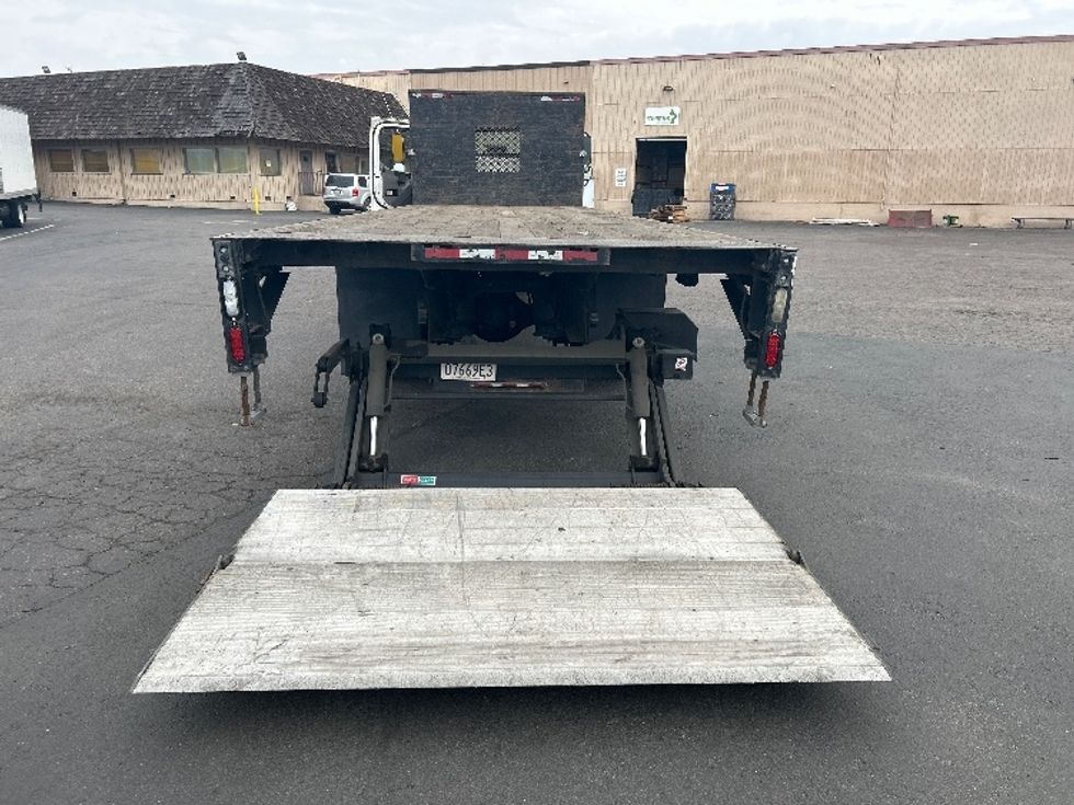 Flatbed Truck-Light and Medium Duty Trucks-Freightliner-2017-M2-Fontana-CA-154,203\n\t\tmiles-$ 43,000 - Image 9