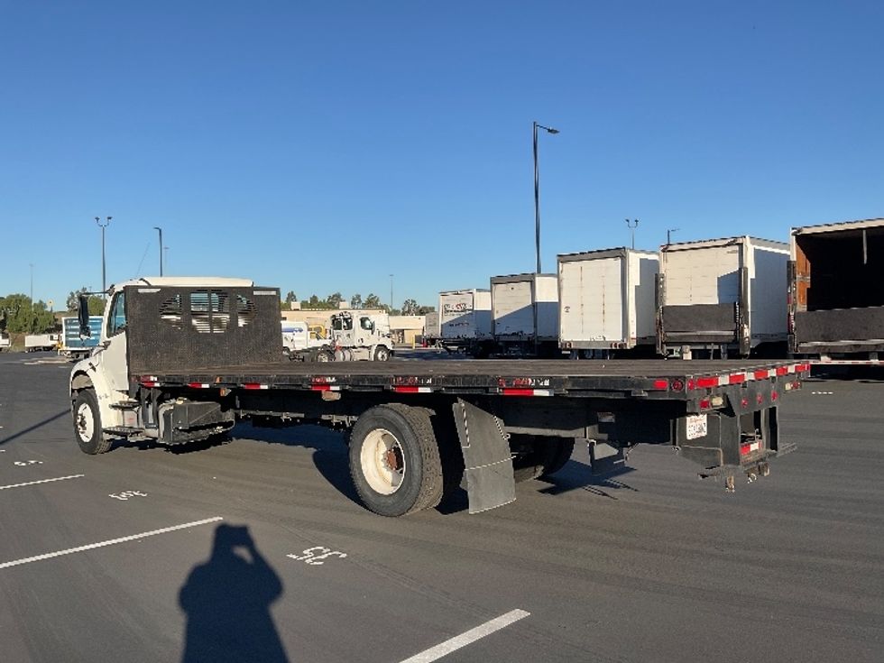 Flatbed Truck-Light and Medium Duty Trucks-Freightliner-2017-M2-Fontana-CA-178,254\n\t\tmiles-$ 38,000 - Image 6