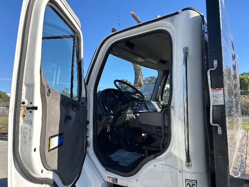 Flatbed Truck-Light and Medium Duty Trucks-Freightliner-2017-M2-Fontana-CA-219,551\n\t\tmiles-$ 42,500 - Image 18