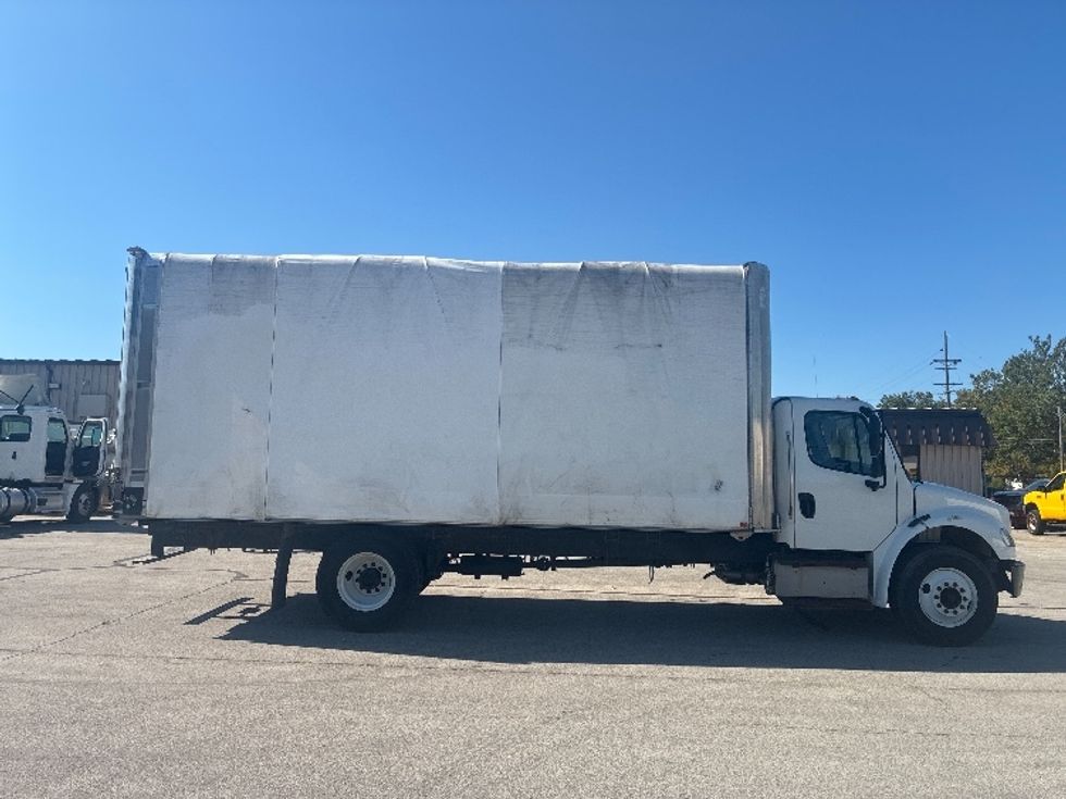 Flatbed Truck-Light and Medium Duty Trucks-Freightliner-2017-M2-Fort Wayne-IN-92,618\n\t\tmiles-$ 47,500 - Image 15