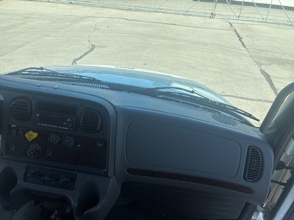 Flatbed Truck-Light and Medium Duty Trucks-Freightliner-2017-M2-Fort Wayne-IN-92,618\n\t\tmiles-$ 47,500 - Image 21