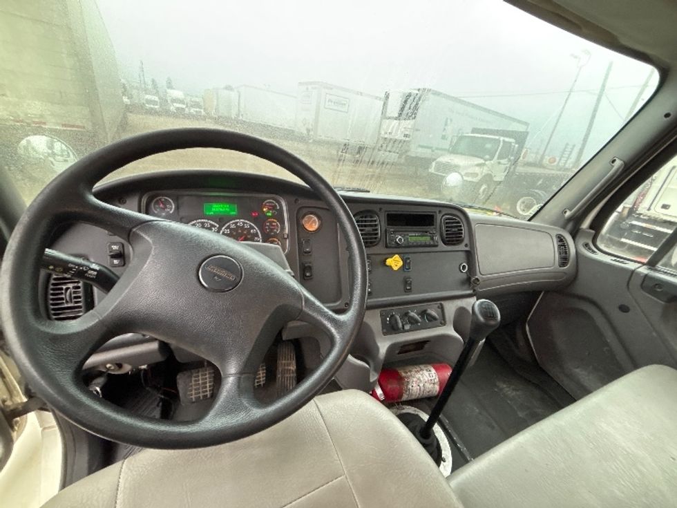 Flatbed Truck-Light and Medium Duty Trucks-Freightliner-2017-M2-Fresno-CA-212,076\n\t\tmiles-$ 28,750 - Image 13