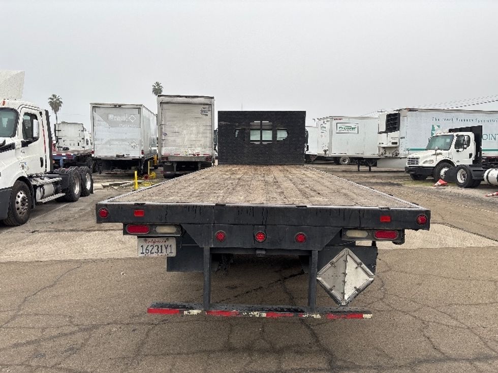 Flatbed Truck-Light and Medium Duty Trucks-Freightliner-2017-M2-Fresno-CA-212,076\n\t\tmiles-$ 28,750 - Image 7