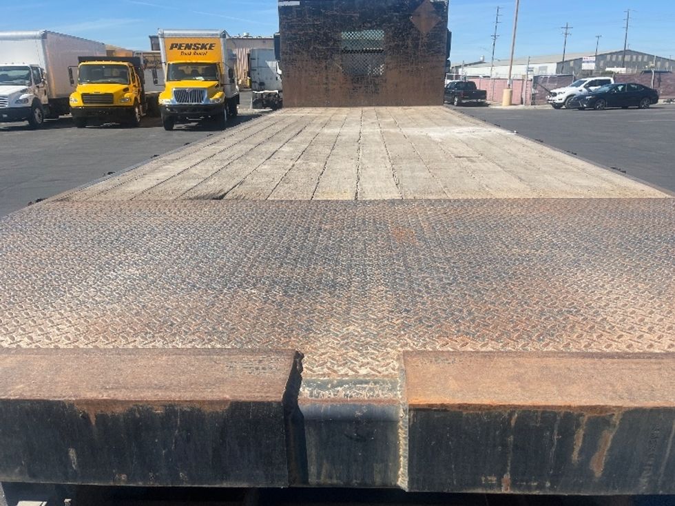 Flatbed Truck-Light and Medium Duty Trucks-Freightliner-2017-M2-Fresno-CA-254,865\n\t\tmiles-$ 60,500 - Image 9