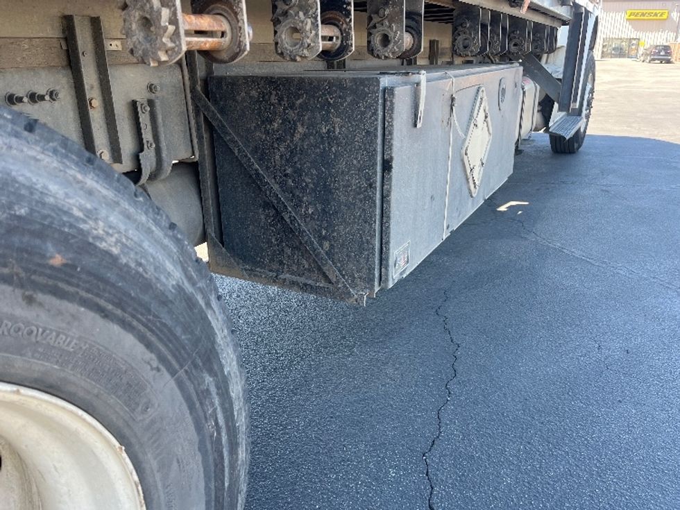 Flatbed Truck-Light and Medium Duty Trucks-Freightliner-2017-M2-Fresno-CA-261,893\n\t\tmiles-$ 52,250 - Image 11