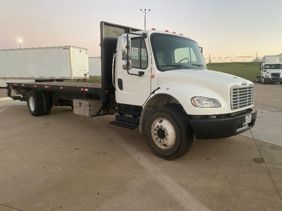 2017 Freightliner M2 Flatbed Truck