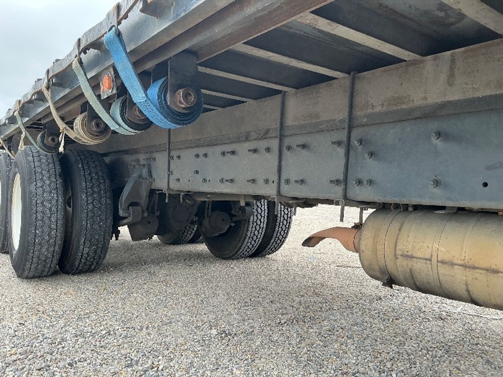 Flatbed Truck-Light and Medium Duty Trucks-Freightliner-2017-M2-Gulfport-MS-260,935\n\t\tmiles-$ 60,750 - Image 10