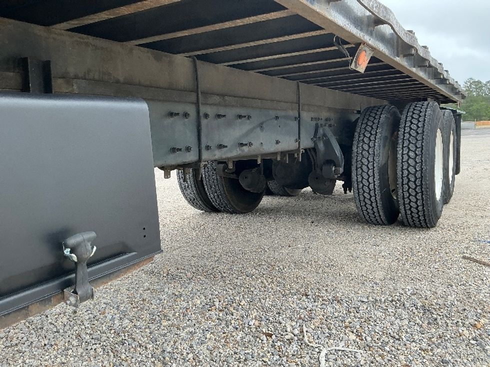Flatbed Truck-Light and Medium Duty Trucks-Freightliner-2017-M2-Gulfport-MS-260,935\n\t\tmiles-$ 60,750 - Image 5