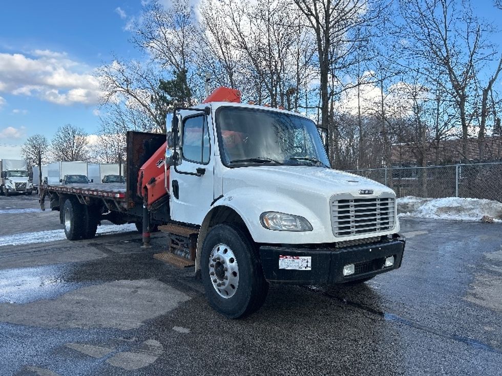 Flatbed Truck-Light and Medium Duty Trucks-Freightliner-2017-M2-Middlefield-OH-137,742\n\t\tmiles-$ 72,750 - Image 1