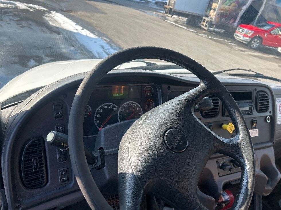 Flatbed Truck-Light and Medium Duty Trucks-Freightliner-2017-M2-Middlefield-OH-137,742\n\t\tmiles-$ 72,750 - Image 14