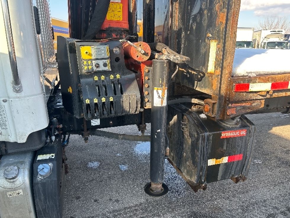 Flatbed Truck-Light and Medium Duty Trucks-Freightliner-2017-M2-Middlefield-OH-137,742\n\t\tmiles-$ 72,750 - Image 23