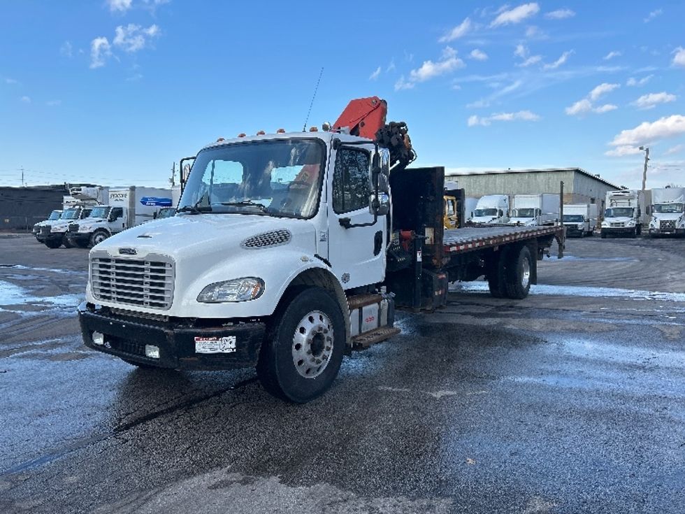 Flatbed Truck-Light and Medium Duty Trucks-Freightliner-2017-M2-Middlefield-OH-137,742\n\t\tmiles-$ 72,750 - Image 3