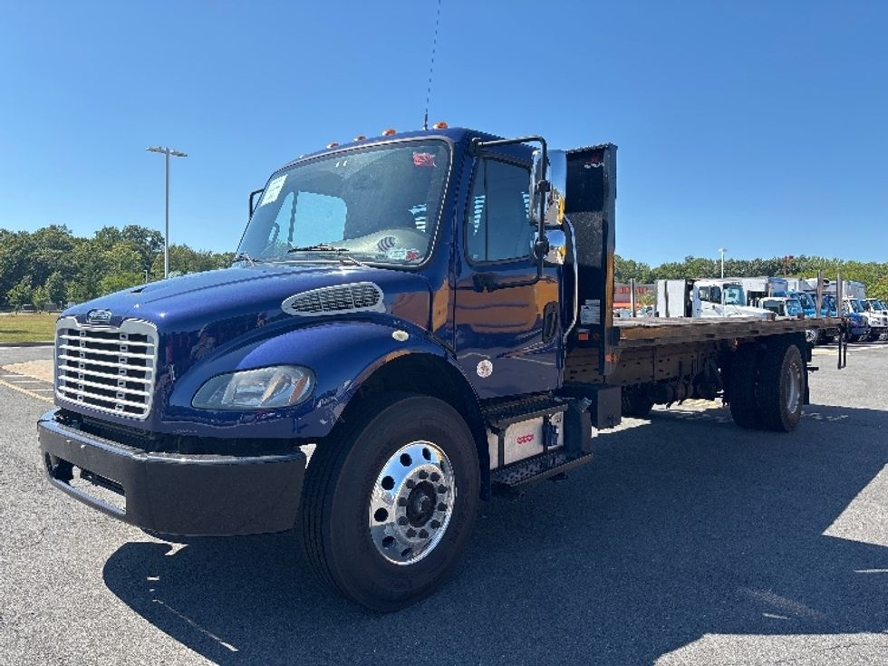 Flatbed Truck-Light and Medium Duty Trucks-Freightliner-2017-M2-Monmouth Junction-NJ-291,578\n\t\tmiles-$ 28,750 - Image 3