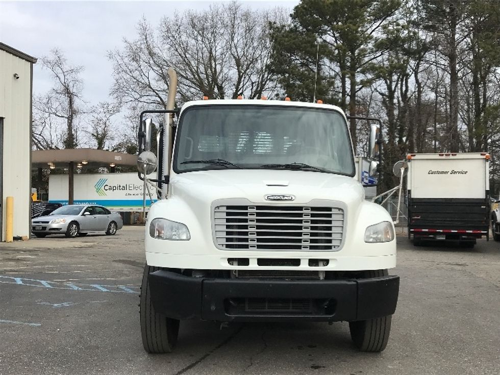 Flatbed Truck-Light and Medium Duty Trucks-Freightliner-2017-M2-Newport News-VA-191,384\n\t\tmiles-$ 67,750 - Image 2