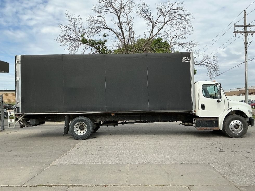 Flatbed Truck-Light and Medium Duty Trucks-Freightliner-2017-M2-Omaha-NE-71,829\n\t\tmiles-$ 55,750 - Image 15