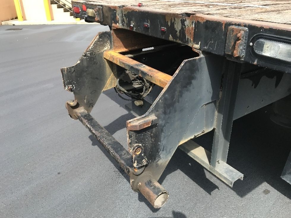 2017 Freightliner M2 106 Medium Duty photo 19