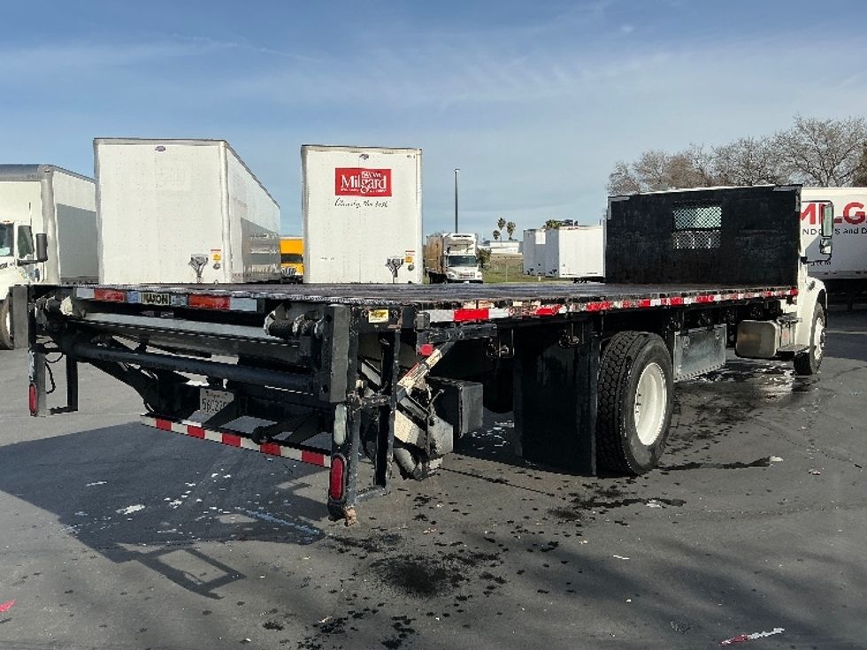 Flatbed Truck-Light and Medium Duty Trucks-Freightliner-2017-M2-Sacramento-CA-187,913\n\t\tmiles-$ 42,500 - Image 10