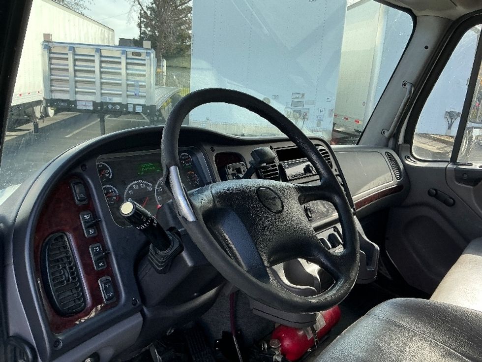 Flatbed Truck-Light and Medium Duty Trucks-Freightliner-2017-M2-Sacramento-CA-187,913\n\t\tmiles-$ 42,500 - Image 14