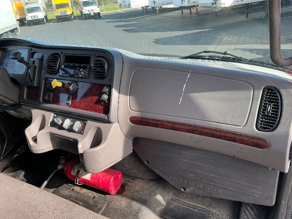 Flatbed Truck-Light and Medium Duty Trucks-Freightliner-2017-M2-Sacramento-CA-187,913\n\t\tmiles-$ 42,500 - Image 18