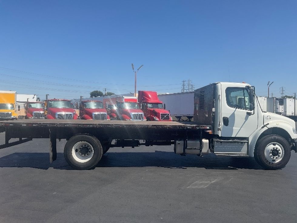 Flatbed Truck-Light and Medium Duty Trucks-Freightliner-2017-M2-Torrance-CA-112,606\n\t\tmiles-$ 48,750 - Image 11