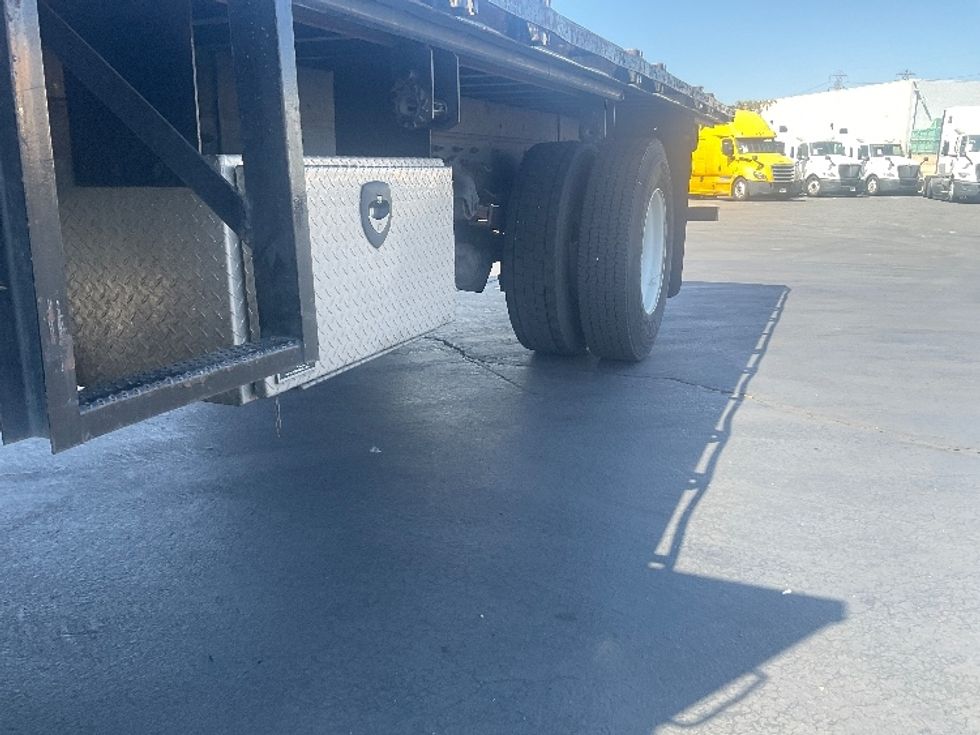 Flatbed Truck-Light and Medium Duty Trucks-Freightliner-2017-M2-Torrance-CA-112,606\n\t\tmiles-$ 48,750 - Image 5