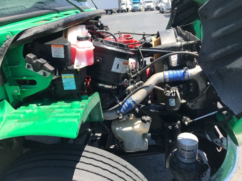 Flatbed Truck-Light and Medium Duty Trucks-Freightliner-2017-M2-Torrance-CA-142,935\n\t\tmiles-$ 52,250 - Image 21