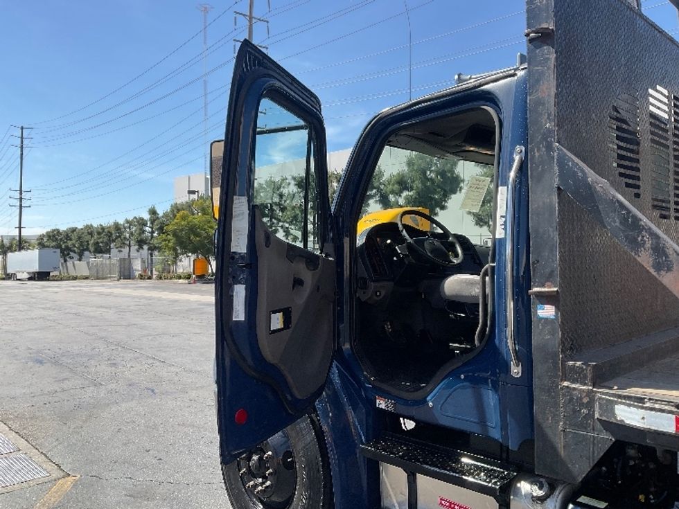 Flatbed Truck-Light and Medium Duty Trucks-Freightliner-2017-M2-Torrance-CA-180,820\n\t\tmiles-$ 41,500 - Image 14