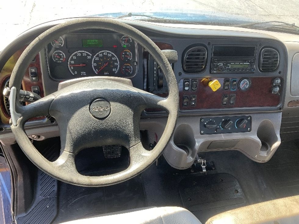 Flatbed Truck-Light and Medium Duty Trucks-Freightliner-2017-M2-Torrance-CA-180,820\n\t\tmiles-$ 41,500 - Image 16