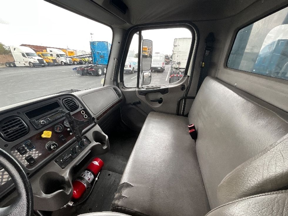 Flatbed Truck-Light and Medium Duty Trucks-Freightliner-2017-M2-Torrance-CA-312,353\n\t\tmiles-$ 27,000 - Image 16