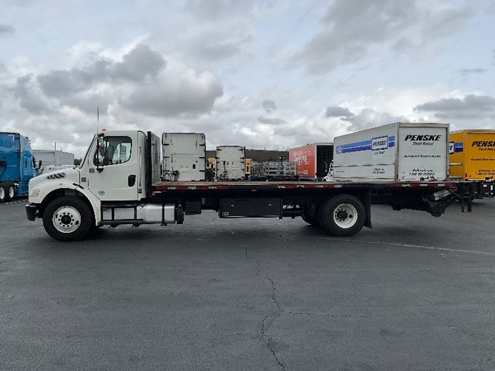 Flatbed Truck-Light and Medium Duty Trucks-Freightliner-2017-M2-Torrance-CA-312,353\n\t\tmiles-$ 27,000 - Image 4