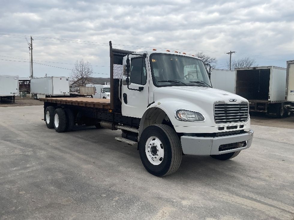 Flatbed Truck-Light and Medium Duty Trucks-Freightliner-2017-M2-Traverse City-MI-199,839\n\t\tmiles-$ 60,500 - Image 1