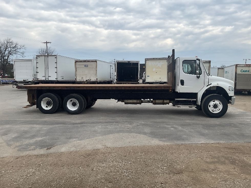 Flatbed Truck-Light and Medium Duty Trucks-Freightliner-2017-M2-Traverse City-MI-199,839\n\t\tmiles-$ 60,500 - Image 15