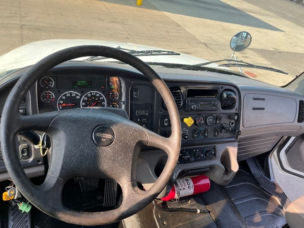 Flatbed Truck-Light and Medium Duty Trucks-Freightliner-2017-M2-Warren-MI-178,482\n\t\tmiles-$ 42,250 - Image 15