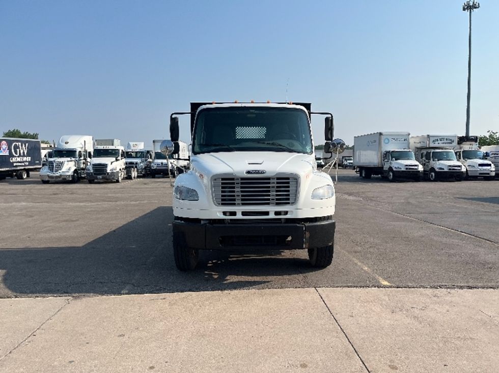 Flatbed Truck-Light and Medium Duty Trucks-Freightliner-2017-M2-Warren-MI-178,482\n\t\tmiles-$ 42,250 - Image 2