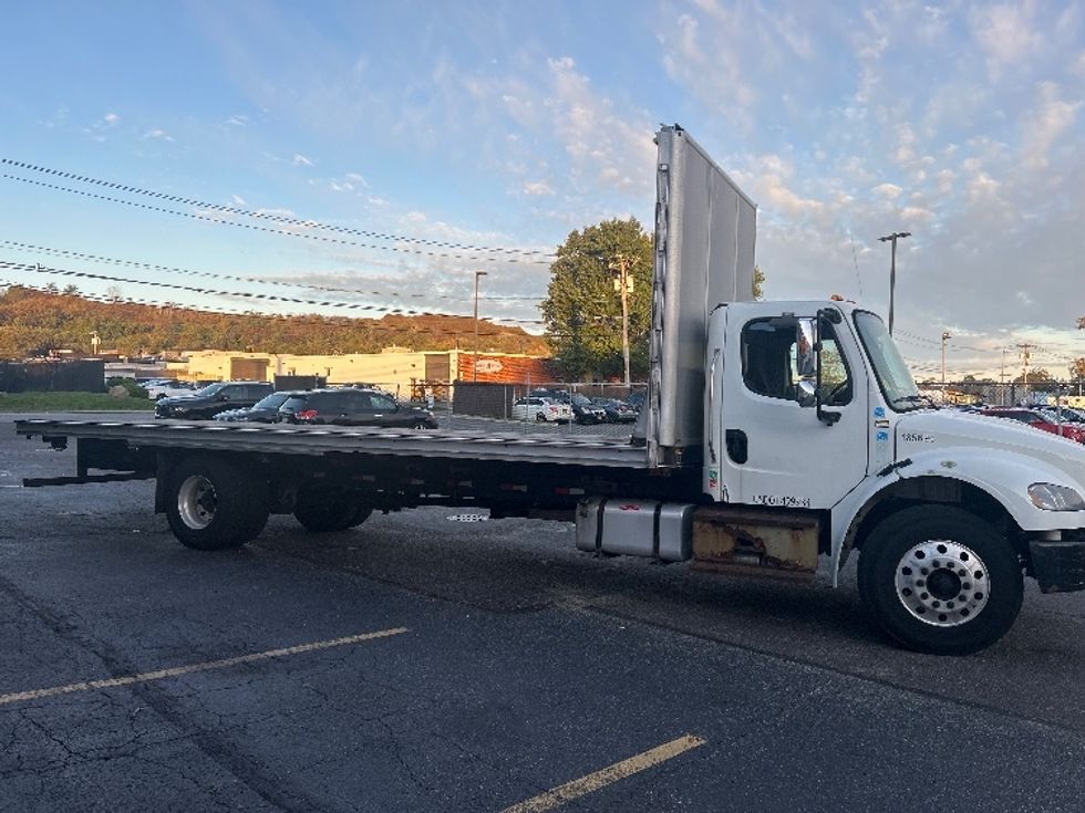 Flatbed Truck-Light and Medium Duty Trucks-Freightliner-2017-M2-West Babylon-NY-379,212\n\t\tmiles-$ 19,000 - Image 12