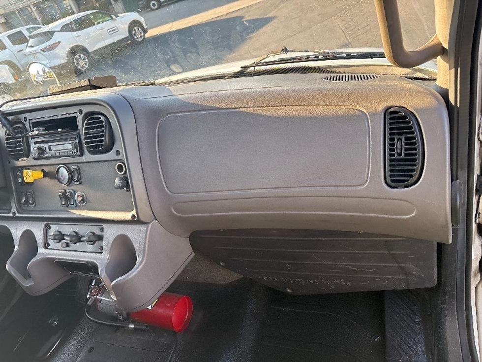 Flatbed Truck-Light and Medium Duty Trucks-Freightliner-2017-M2-West Sacramento-CA-132,616\n\t\tmiles-$ 49,750 - Image 20