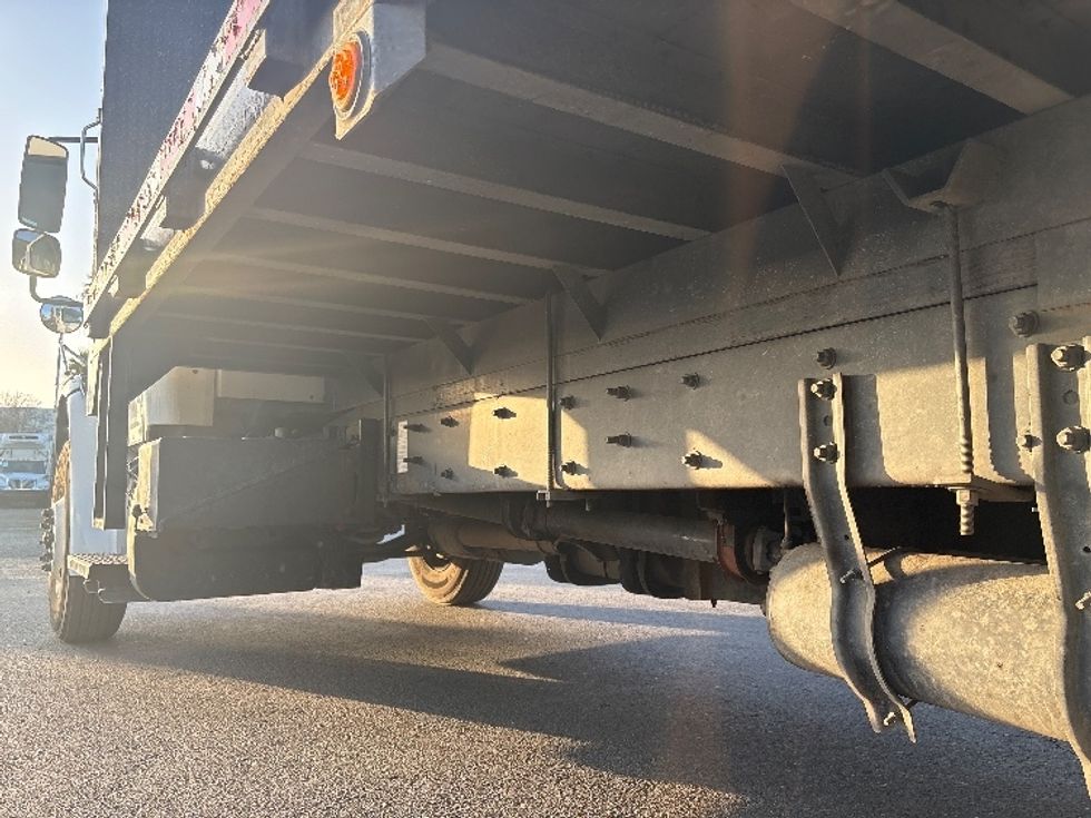 Flatbed Truck-Light and Medium Duty Trucks-Freightliner-2017-M2-West Sacramento-CA-145,154\n\t\tmiles-$ 43,000 - Image 5