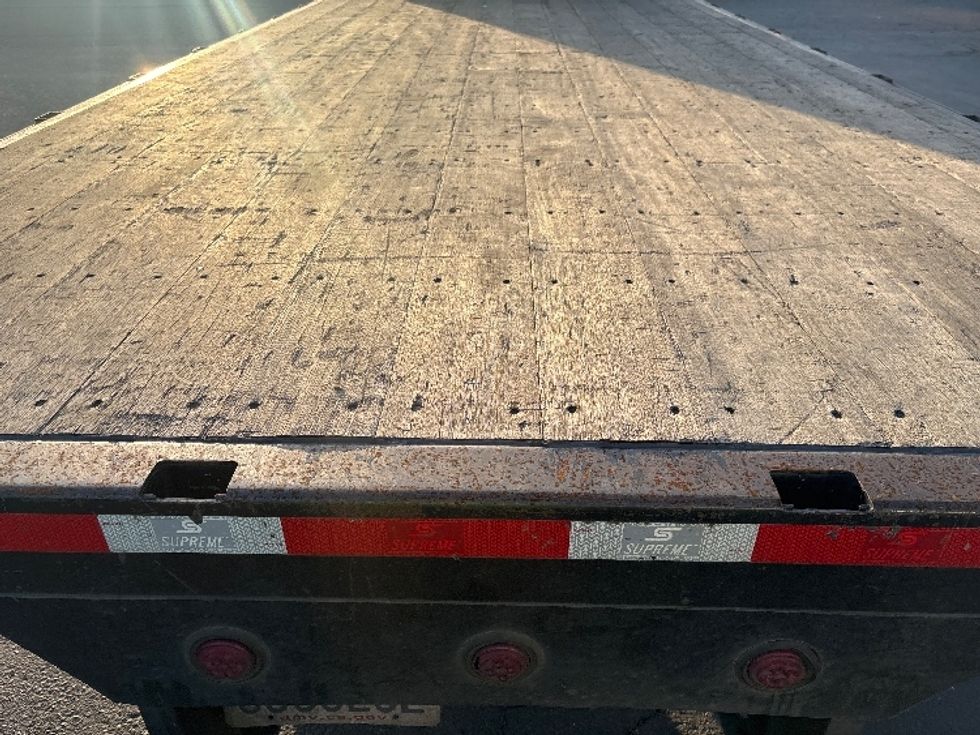 Flatbed Truck-Light and Medium Duty Trucks-Freightliner-2017-M2-West Sacramento-CA-145,154\n\t\tmiles-$ 43,000 - Image 7