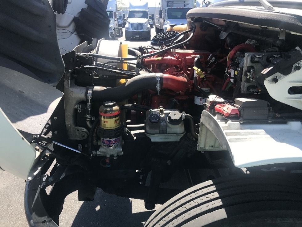 Flatbed Truck-Light and Medium Duty Trucks-Freightliner-2017-M2-West Sacramento-CA-175,699\n\t\tmiles-$ 43,500 - Image 24